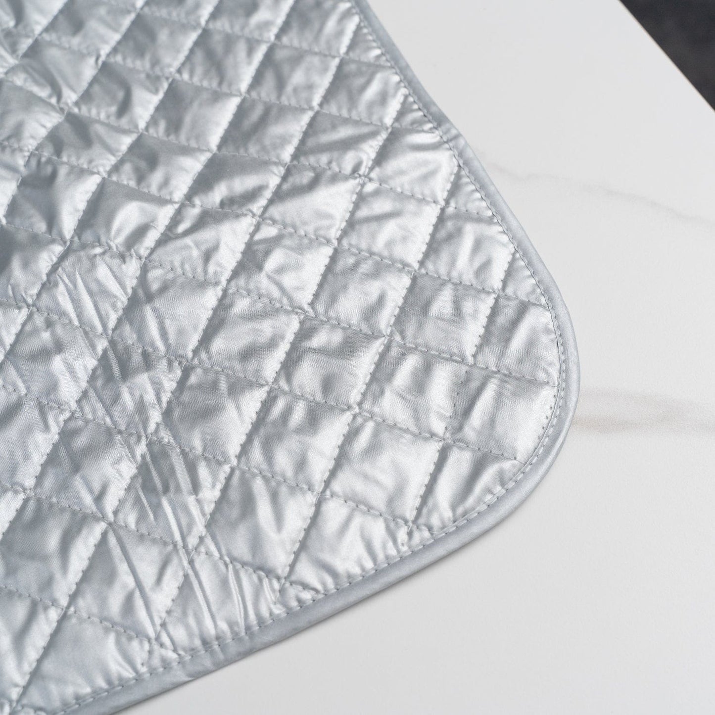 Living Today Homewares Iron Anywhere Portable & Foldable Ironing Mat with Heat Protecting Pressing Pad