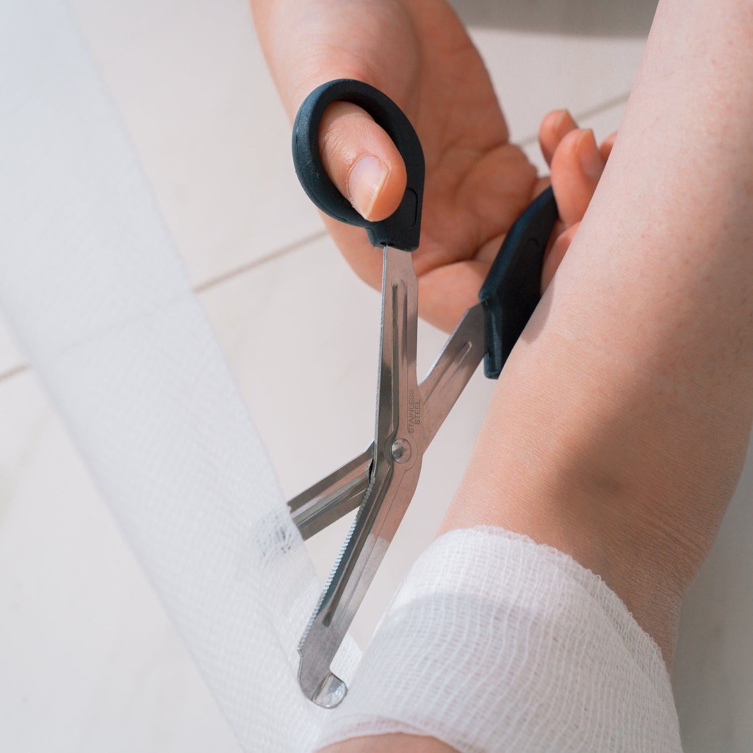 Living Today Homewares 516 Piece Premium 2-in-1 Emergency First Aid Kit ARTG Registered Australia (Copy)