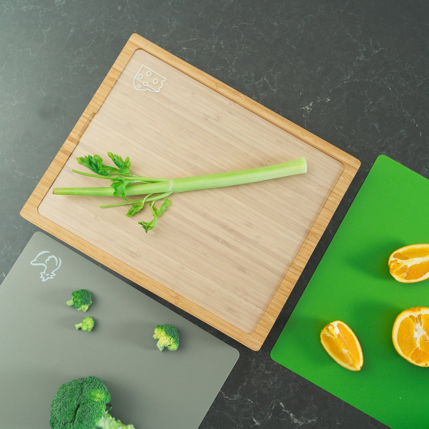 Living Today chopping board Bamboo Chopping Board with set of 5 Color-Coded Flexible Cutting Mats