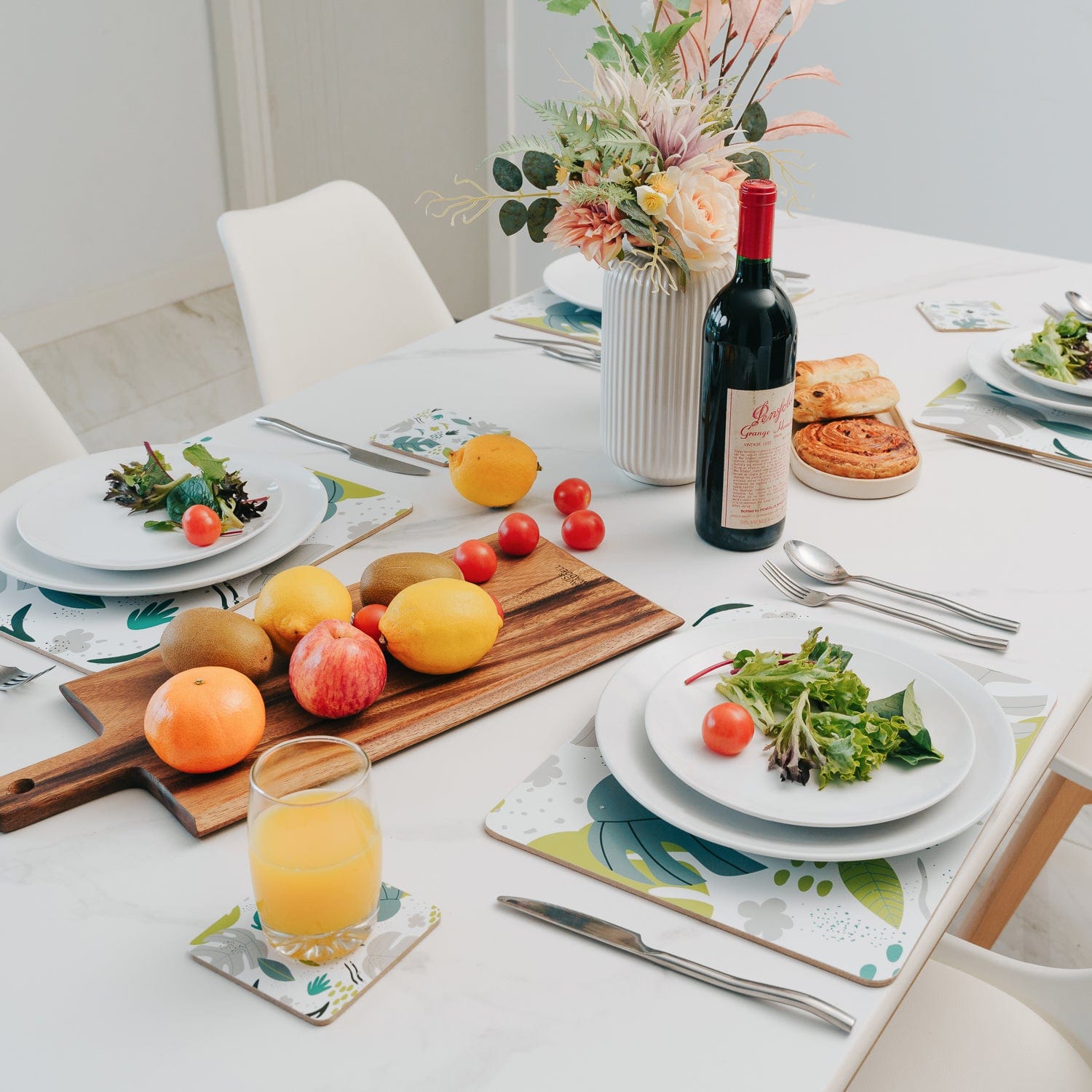 Clevinger dining placemat Clevinger 8 pcs MDF Placemats and Coasters Monstera