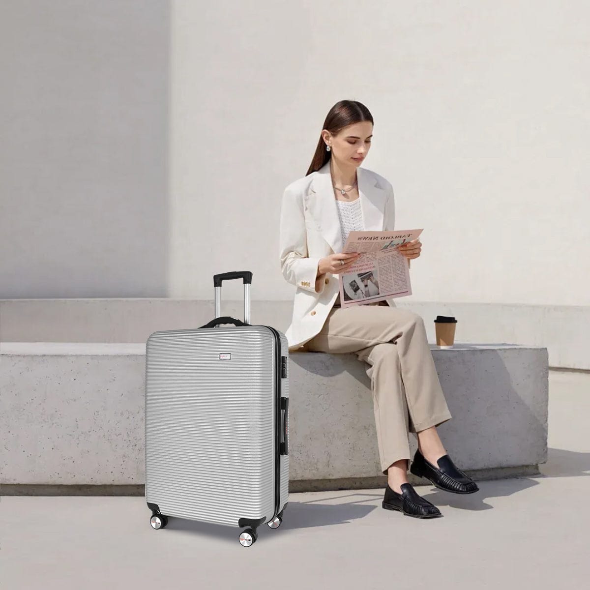 Flightmode 20" Digital Weighing Scale and USB Charging Port Lightweight Carry-on Luggage Suitcase Silver