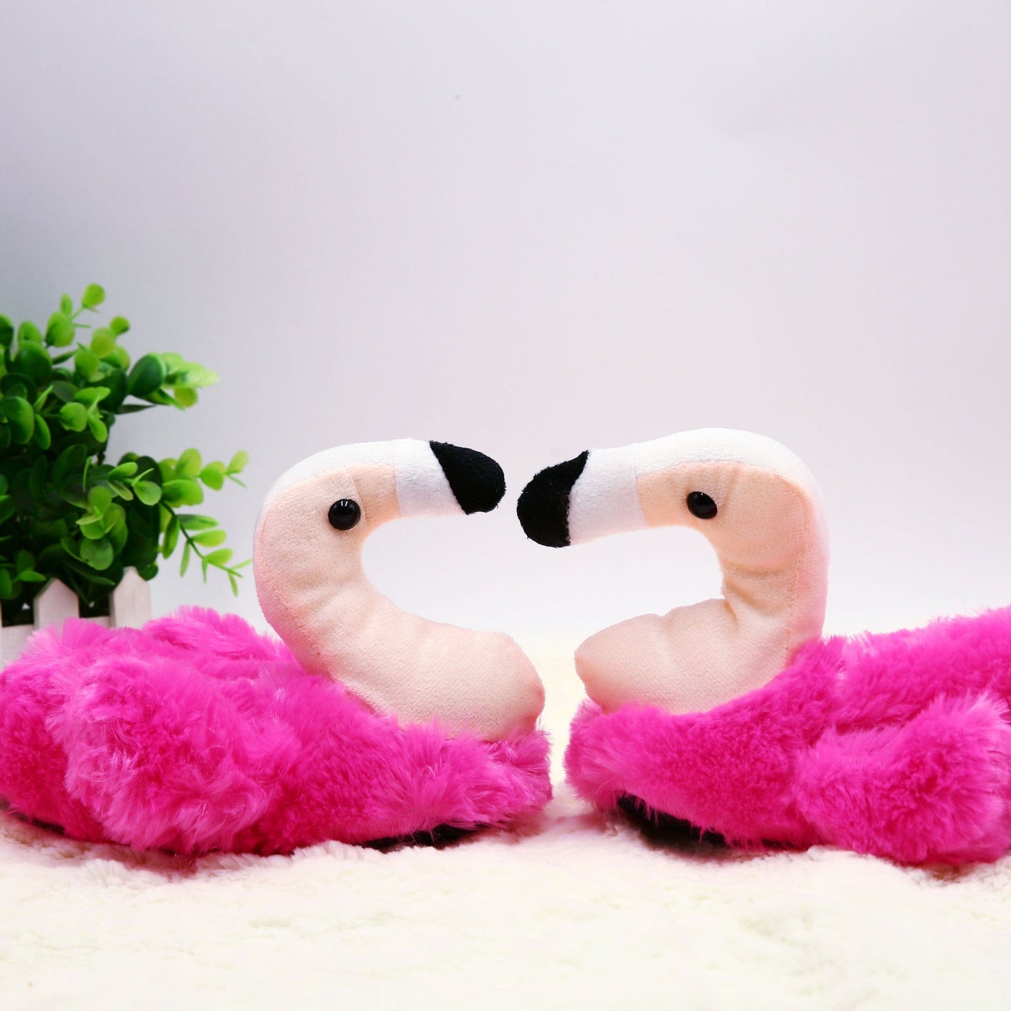 Living Today Fluffy Flamingo Slippers for Kids Size Medium 32/33 EUR