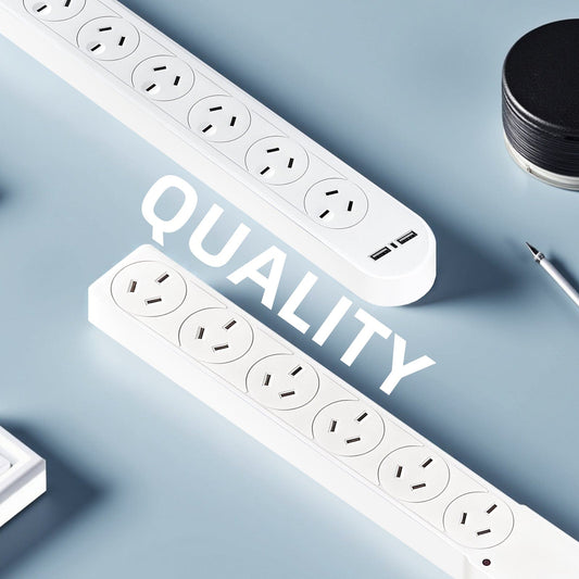 plugd Electrical 6 Outlet Powerboard With 【Surge Protectionã€?and Dual USB Charger 1M Lead Cable