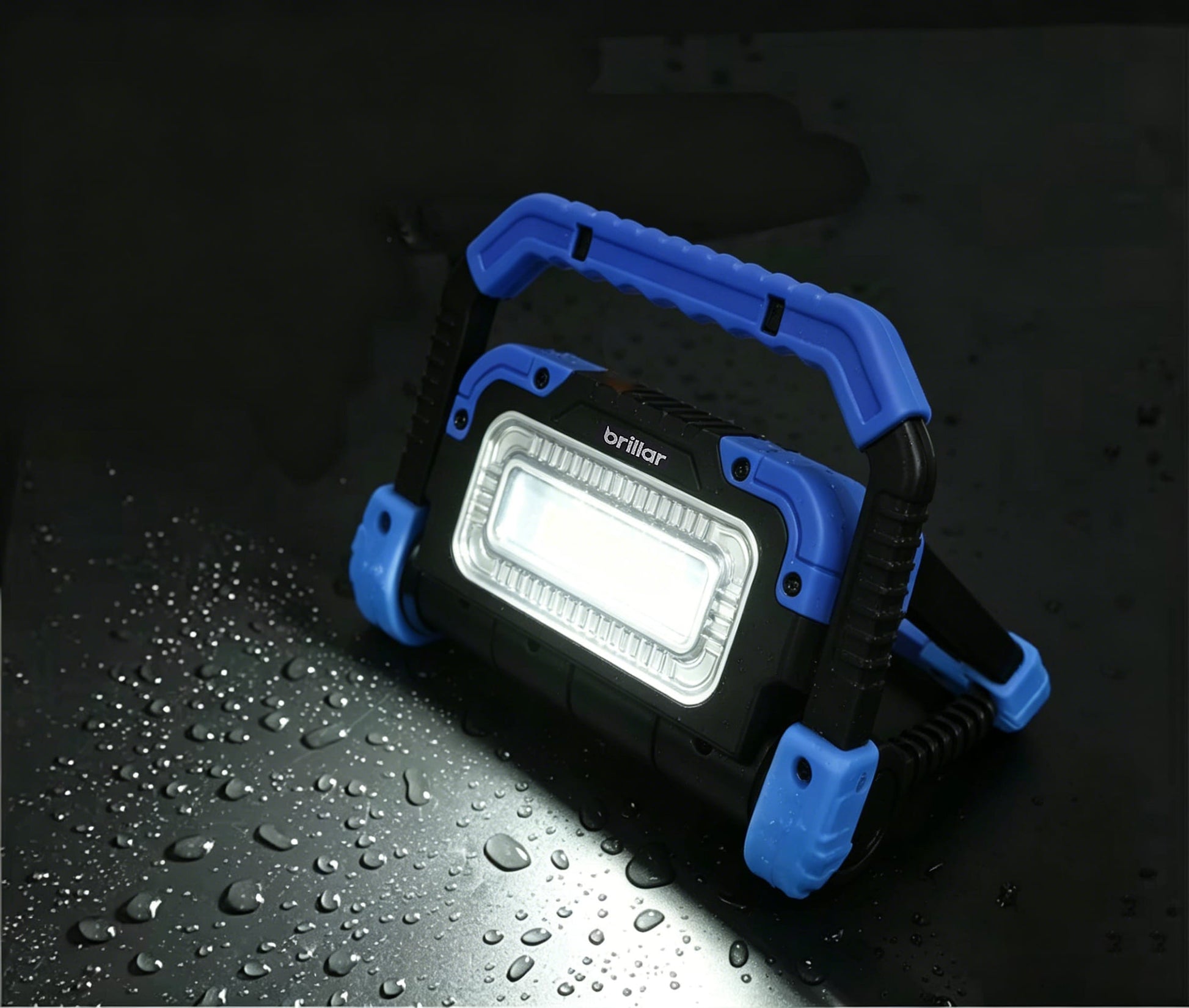 Brillar spotlight torch Brillar 600 Lumen Versatile 360¬âˆ?Rotating COB LED Work Lamp