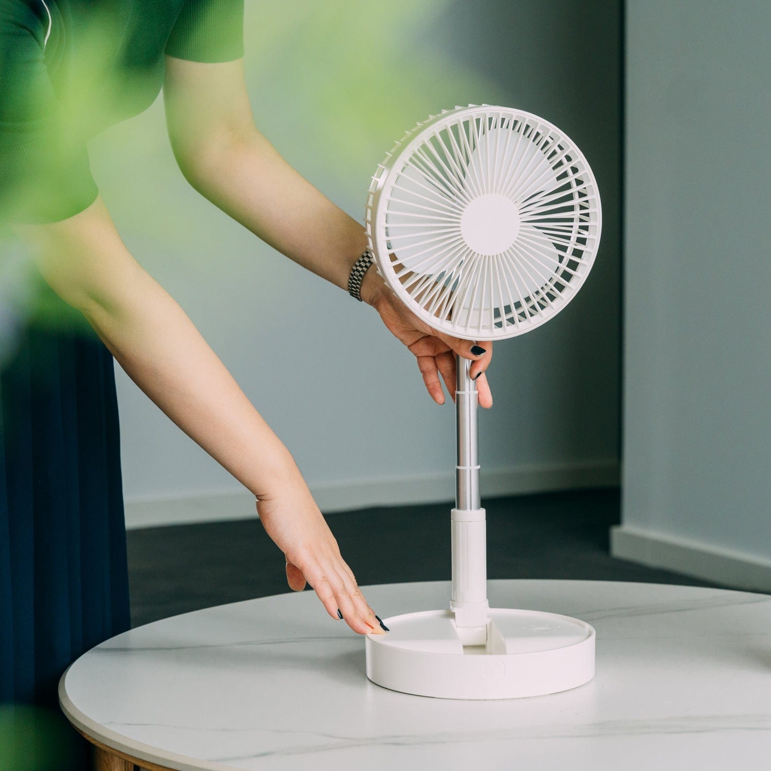 Living Today Fans Folding Telescopic 4.5W Portable Height/Tilt Adjustable Rechargeable Cordless Fan