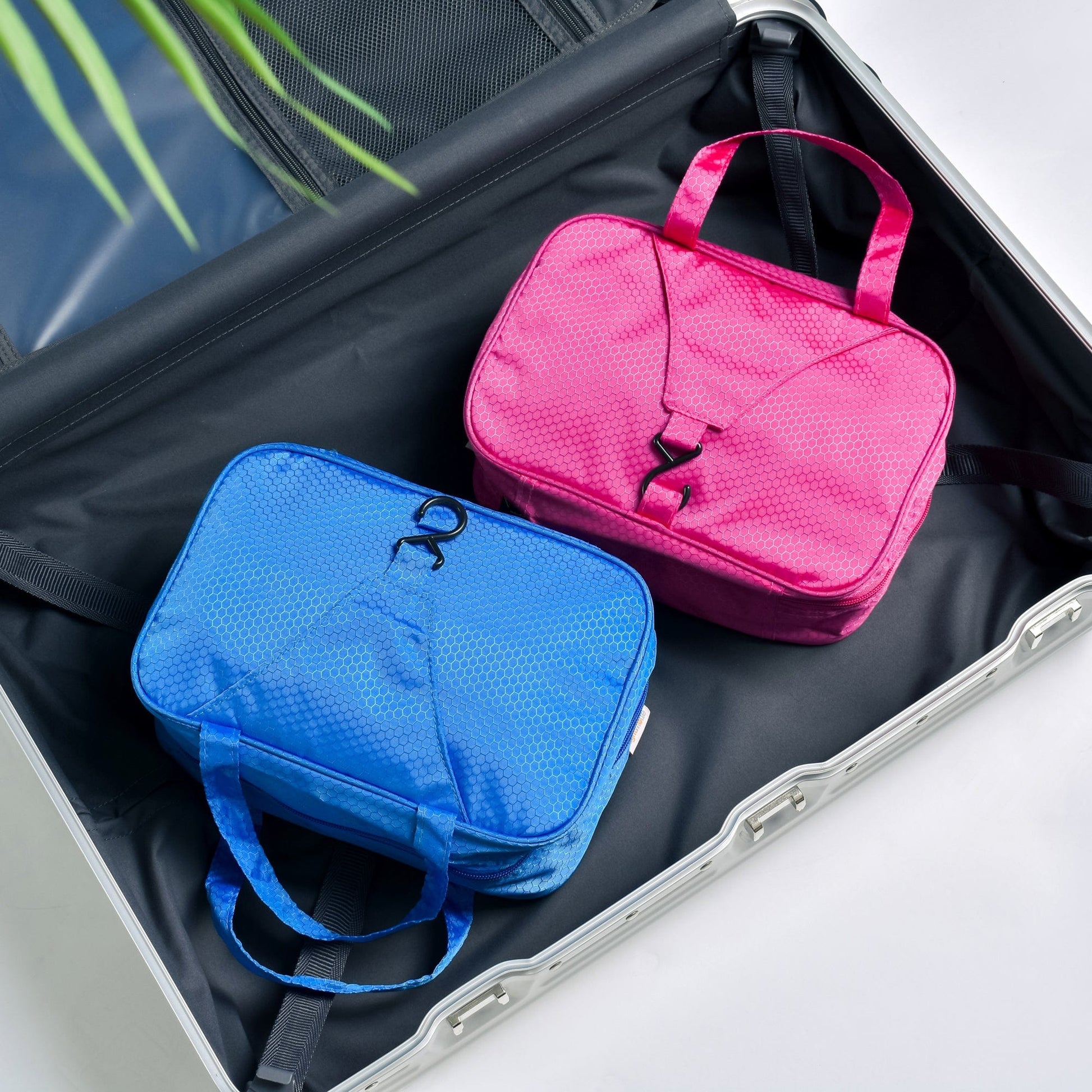 Flightmode toiletry bag Travel Waterproof Hanging Toiletry Bag - Pink