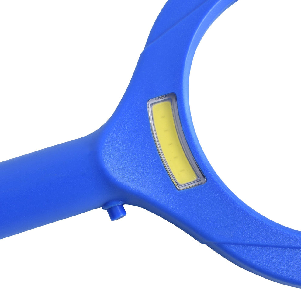 Brillar Light Up Magnifying Glass - Blue – Living Today
